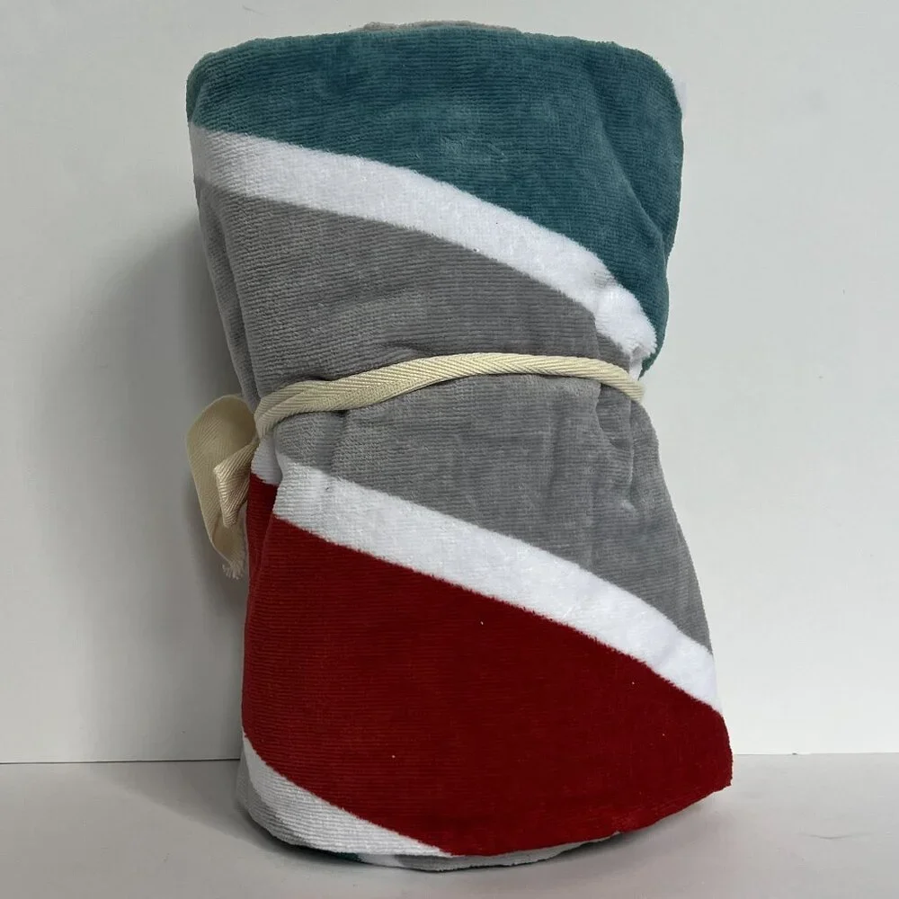 POTTERY BARN TEEN Set of 2 Sporty Stripe Beach Towels Blue/Red/Gray NEW PB TEEN